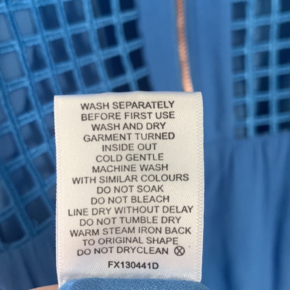 Revolve FINDERS KEEPERS Sleeveless Tiered Dress with Lining and Rose Gold Zip - Picture 12 of 13